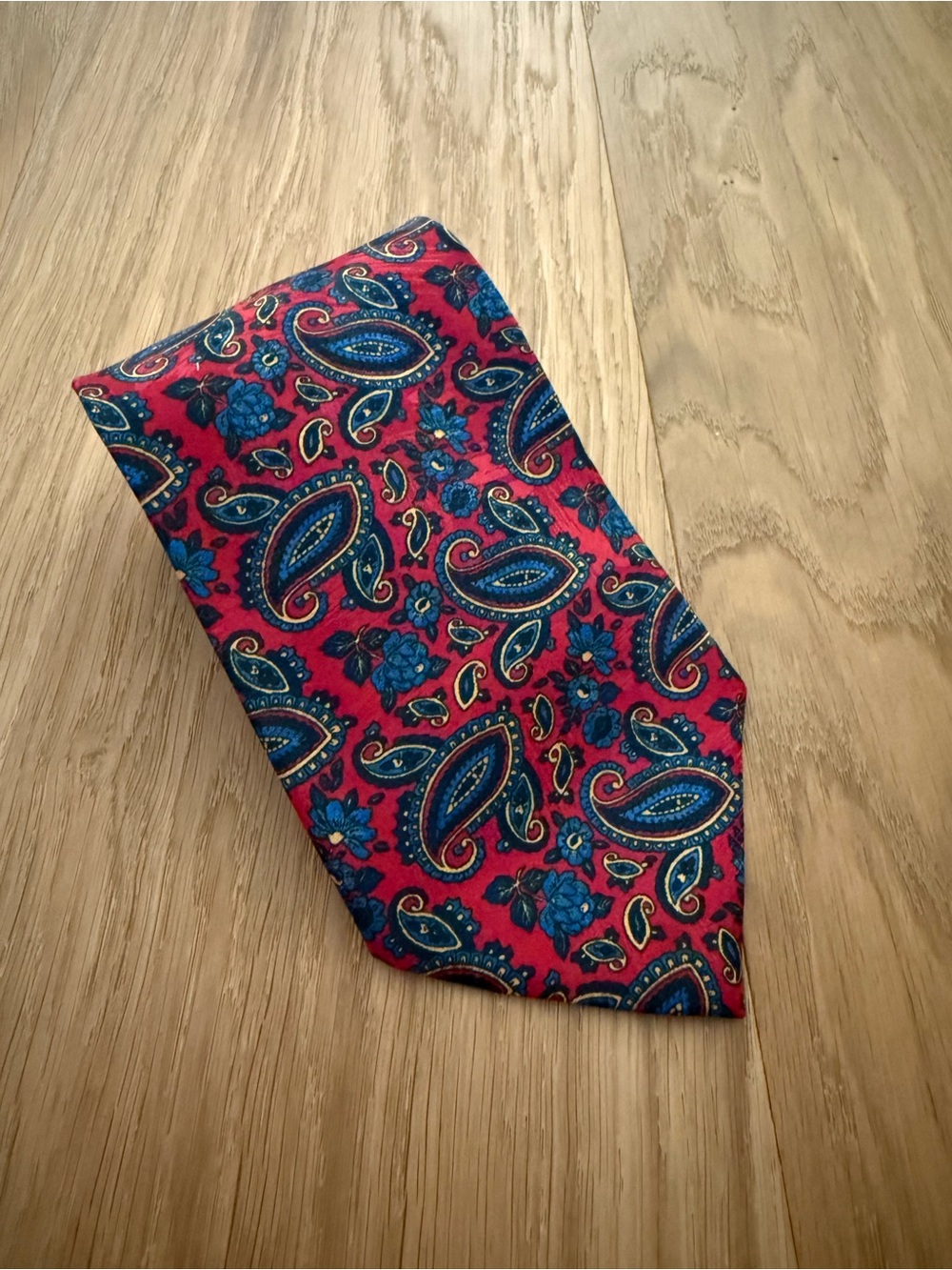 Christian Dior Monsieur Red Paisley Silk Tie with Blue Accents